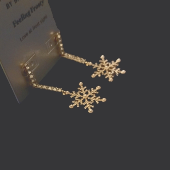 ❄️✨️NWT SUGARFIX BY BAUBLEBAR GOLD SNOWFLAKE NECKLACE/EARRINGS SET✨️❄️ - Picture 7 of 9